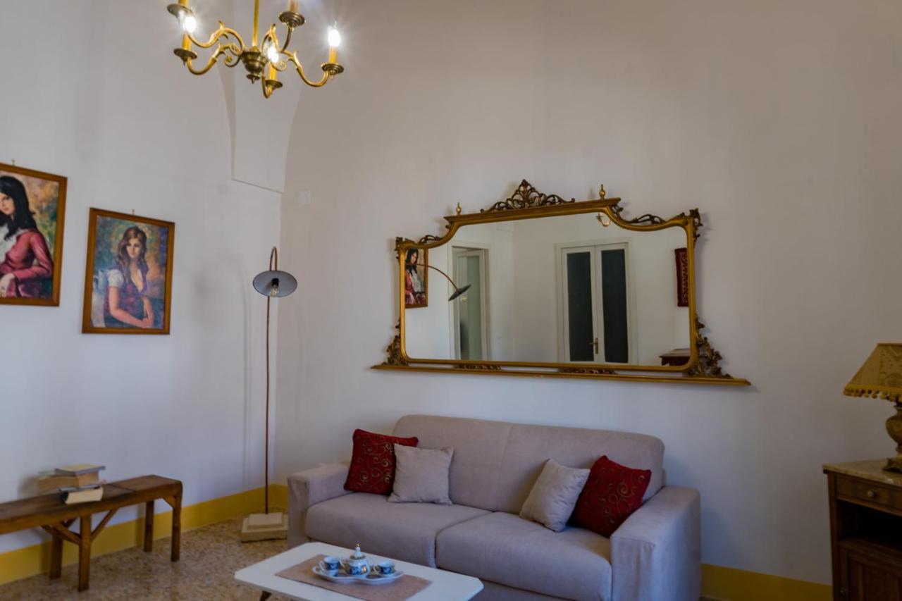 Vila Casa Alba & Francesco Specchia Gallone Exteriér fotografie