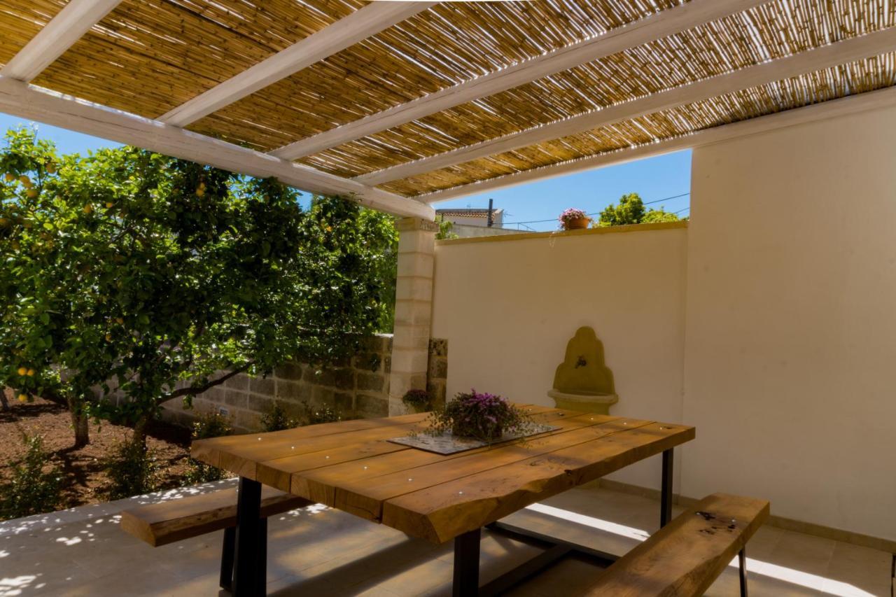 Vila Casa Alba & Francesco Specchia Gallone Exteriér fotografie