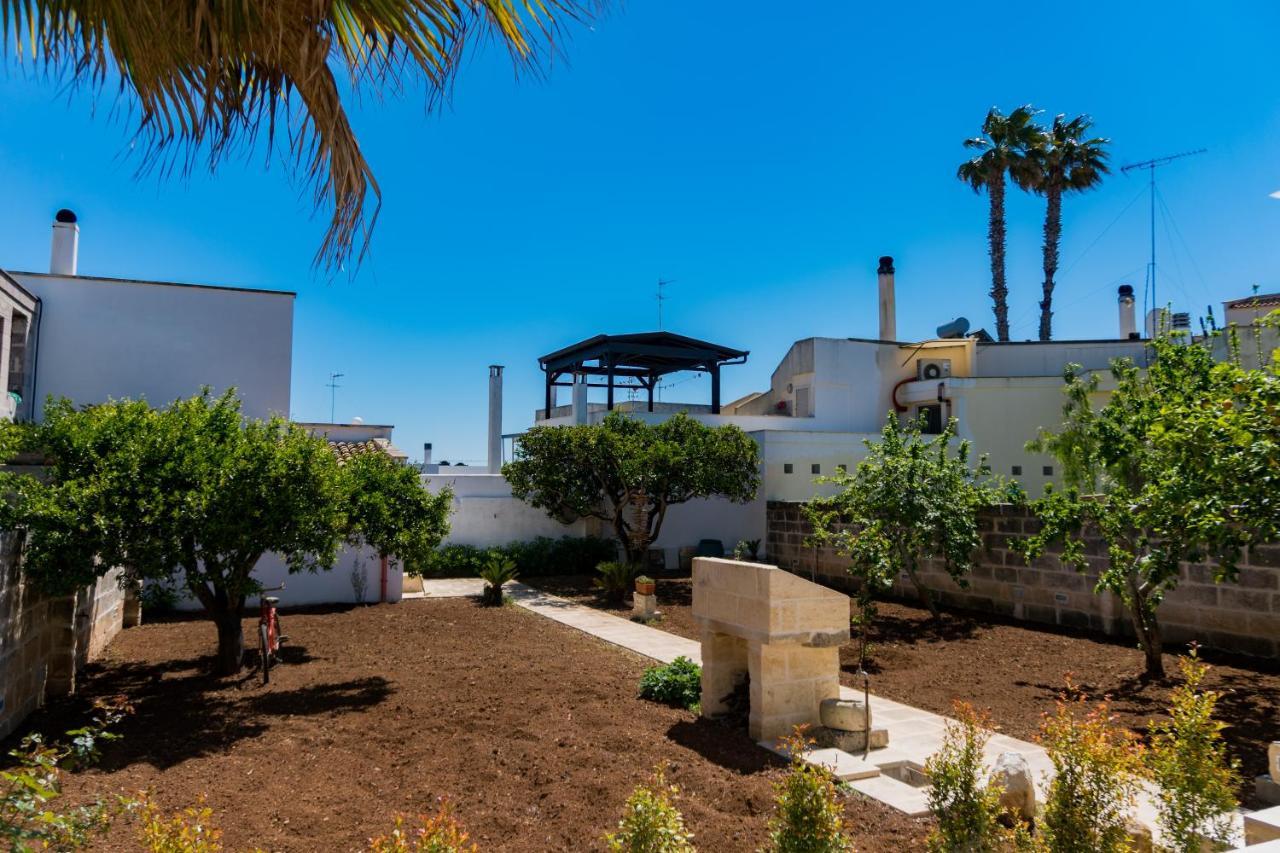 Vila Casa Alba & Francesco Specchia Gallone Exteriér fotografie